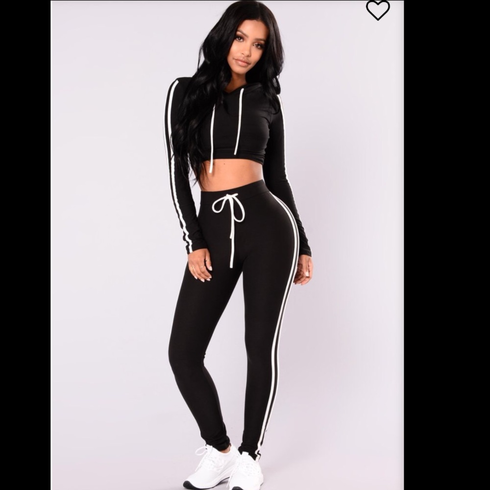 Fashion nova tennis court set!